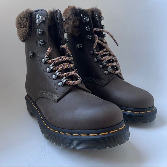 Dr Martens 1460 Serena Faux Fur Trim Boot in Khaki Gray US 8 EU 39 NIB - Picture 1 of 10